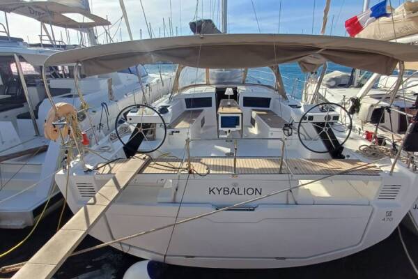 Dufour 470