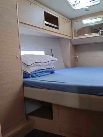 Dufour 470