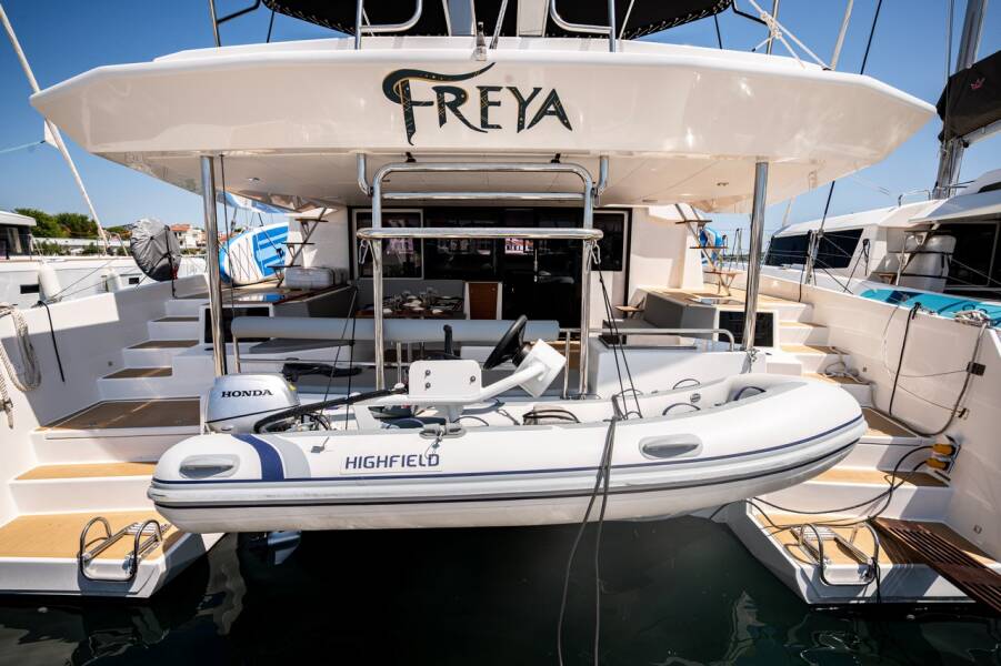 Dufour 48 Catamaran
