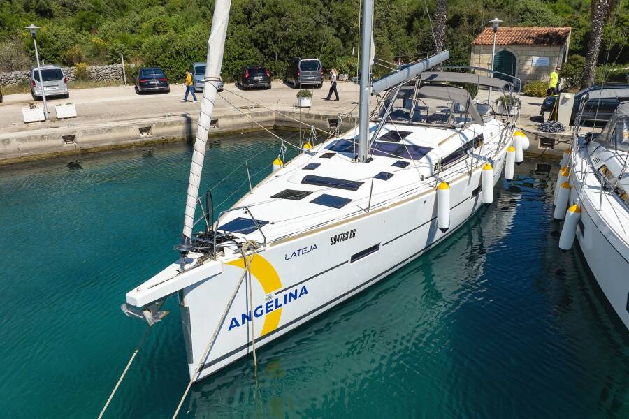 Dufour 520 GL