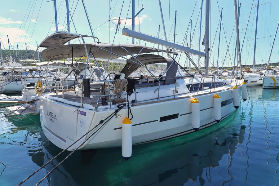 Dufour 520 GL