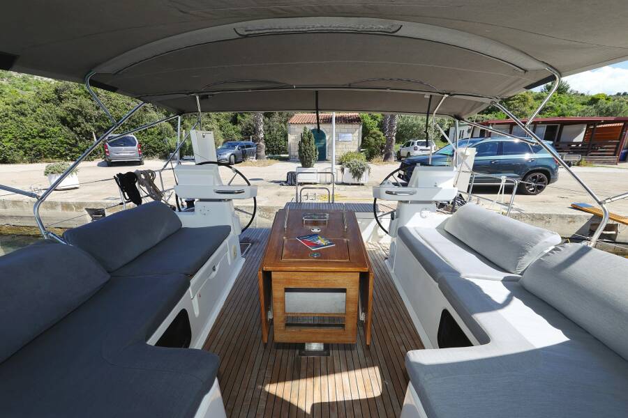 Dufour 520 GL