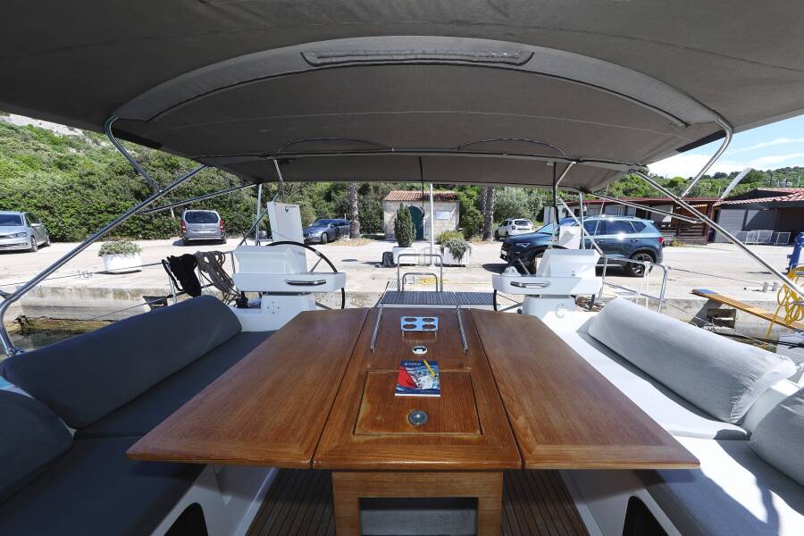 Dufour 520 GL