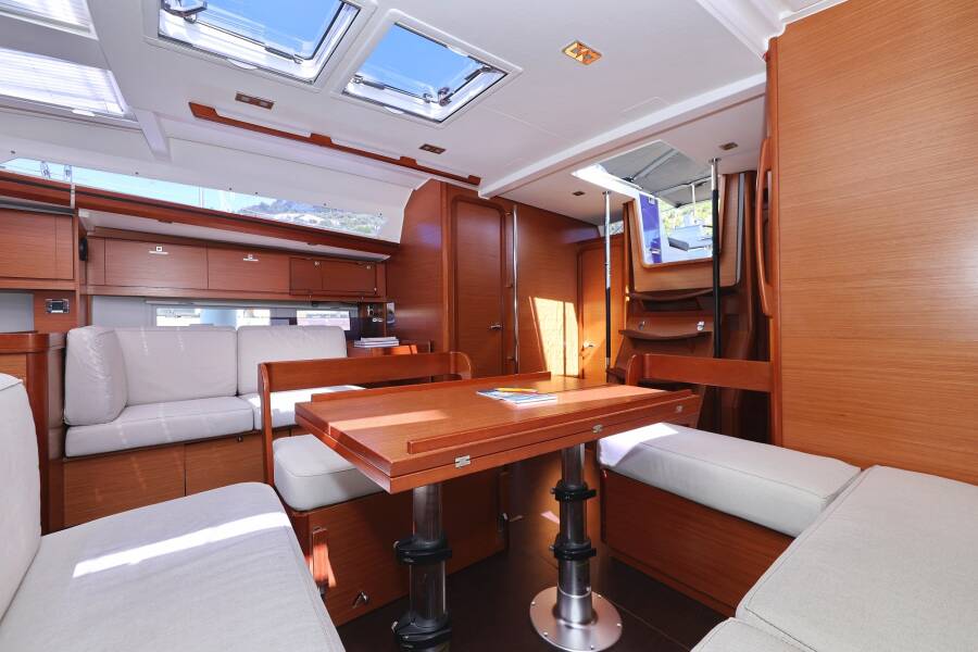 Dufour 520 GL
