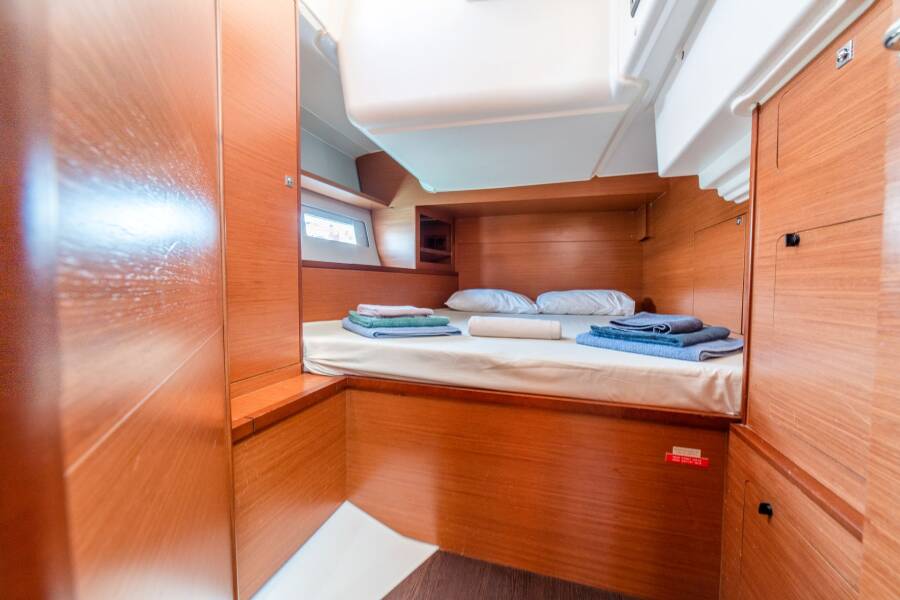 Dufour 530