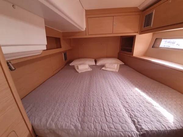 Dufour 530
