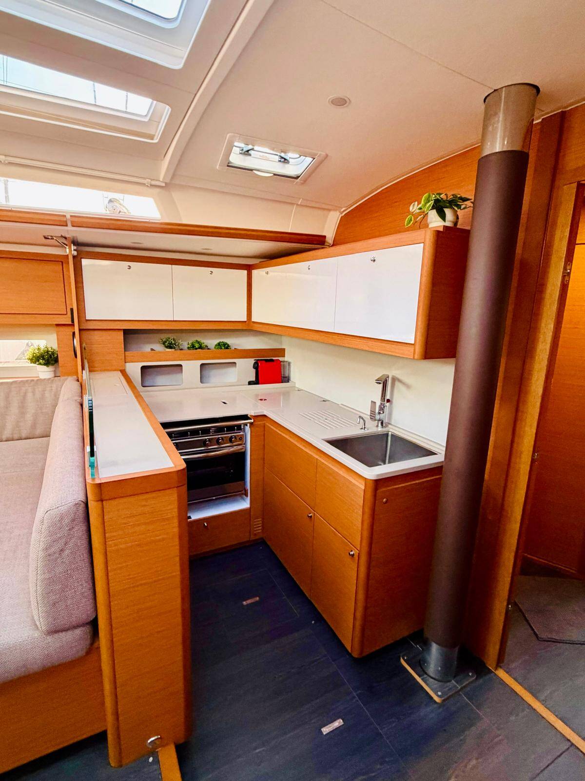 Dufour 530