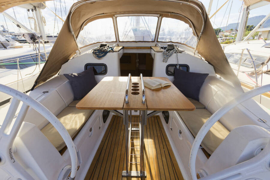 Elan Impression 35