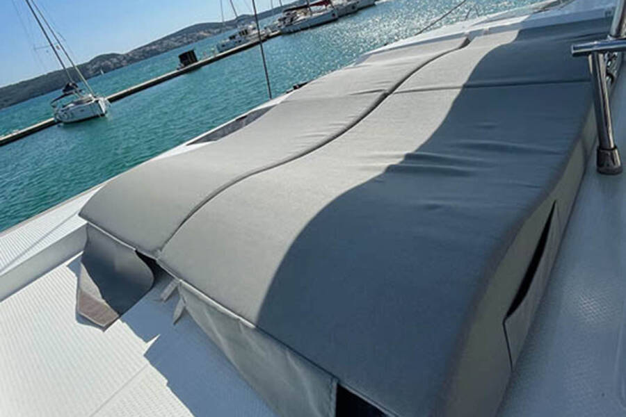 Fountaine Pajot Astrea 42