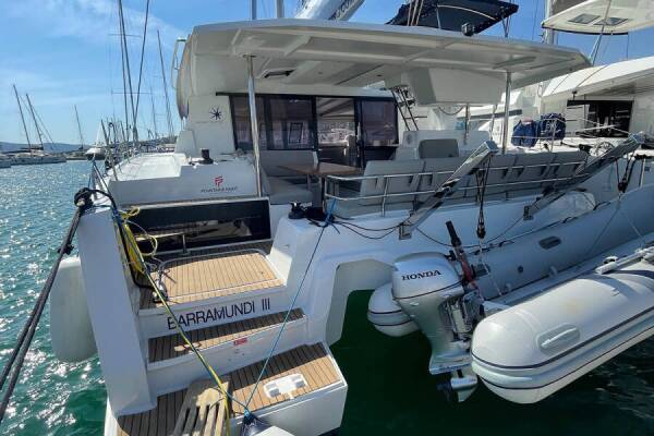 Fountaine Pajot Astrea 42