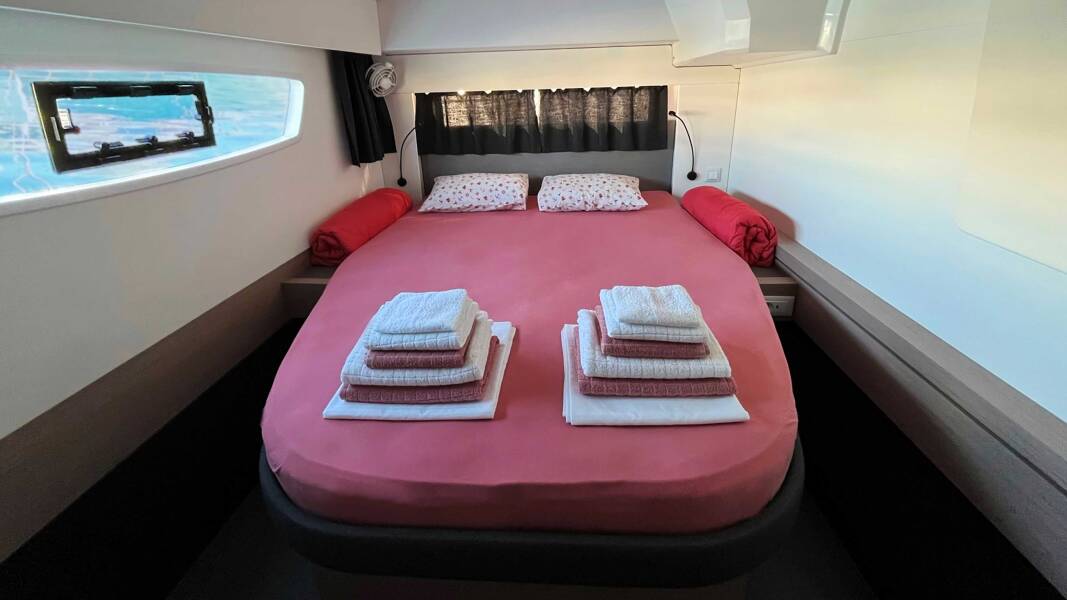 Fountaine Pajot Astrea 42