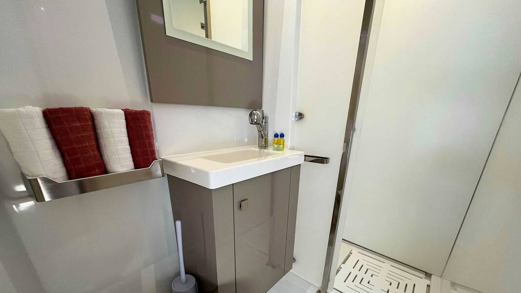 Fountaine Pajot Astrea 42