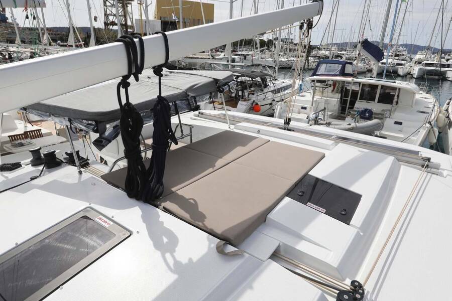 Fountaine Pajot Astrea 42