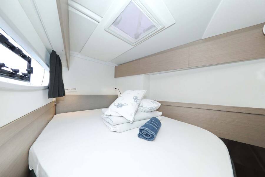 Fountaine Pajot Astrea 42