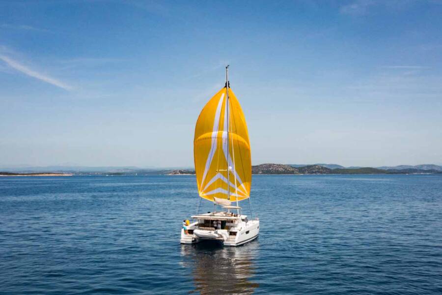 Fountaine Pajot Astrea 42