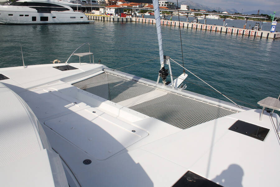 Fountaine Pajot Astrea 42