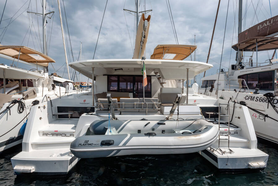 Fountaine Pajot Astrea 42