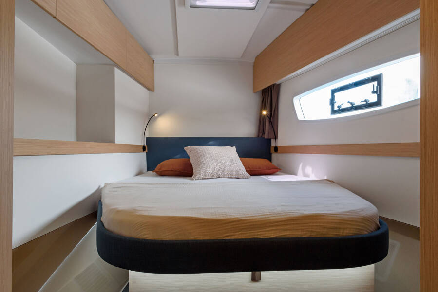 Fountaine Pajot Astrea 42