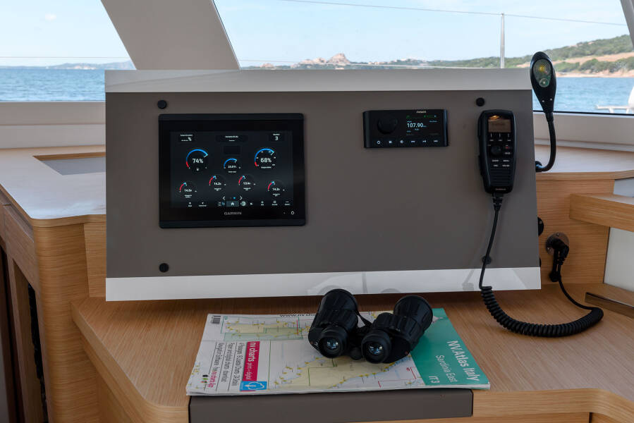 Fountaine Pajot Astrea 42