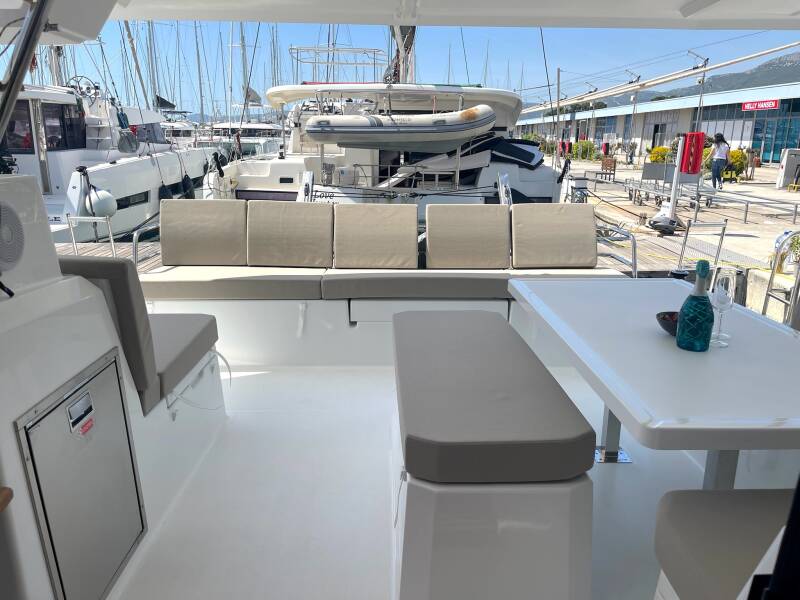 Fountaine Pajot Astrea 42