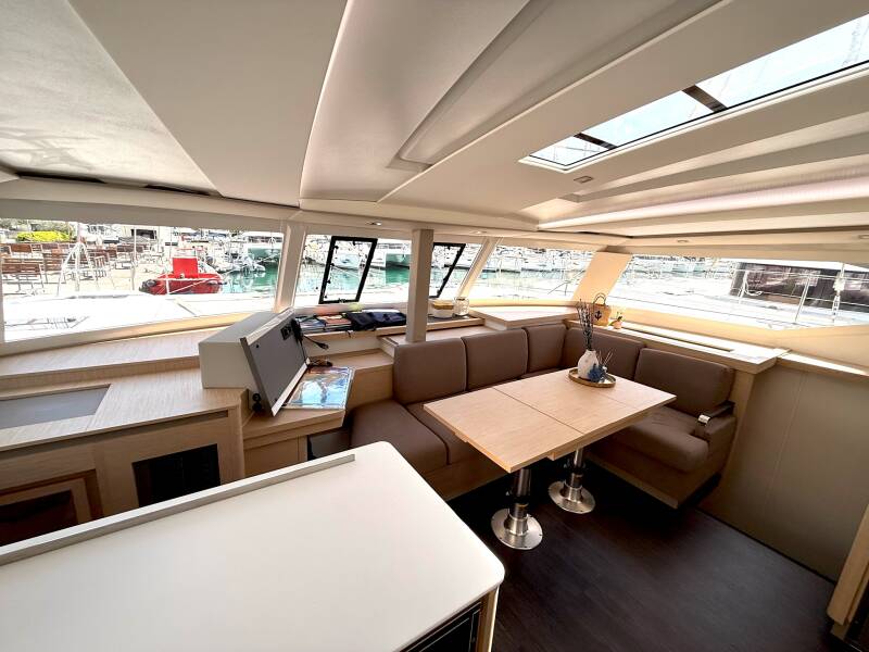 Fountaine Pajot Astrea 42