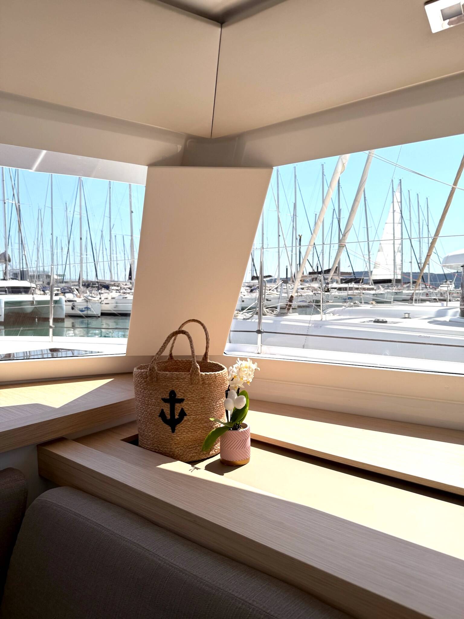 Fountaine Pajot Astrea 42