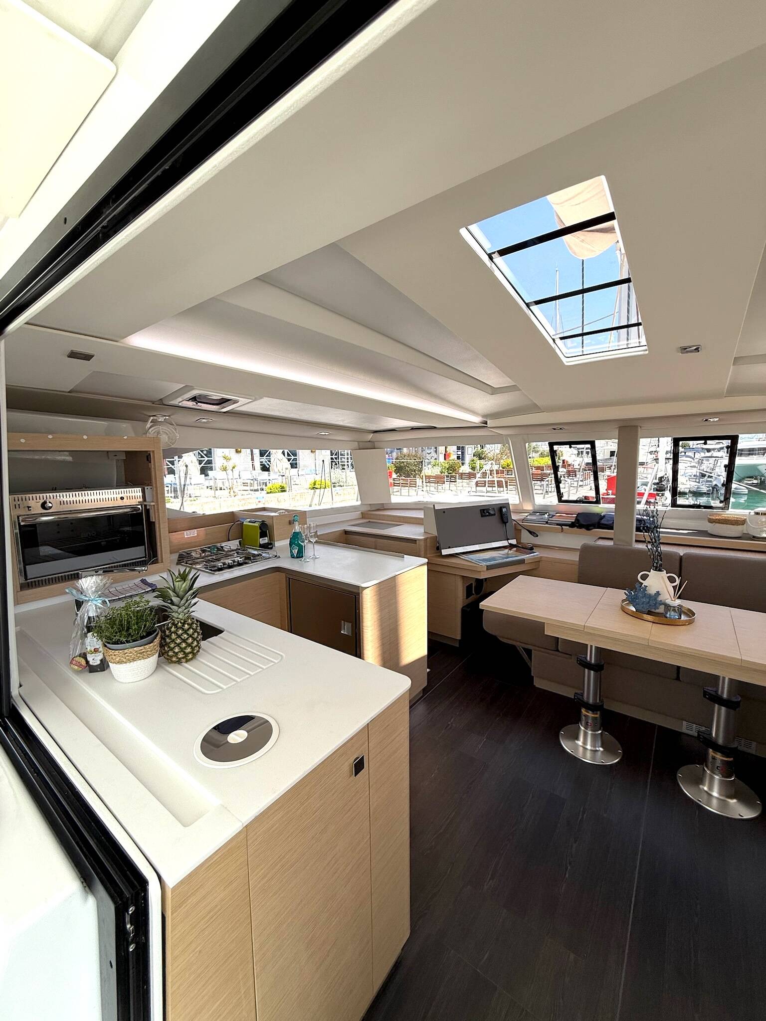 Fountaine Pajot Astrea 42