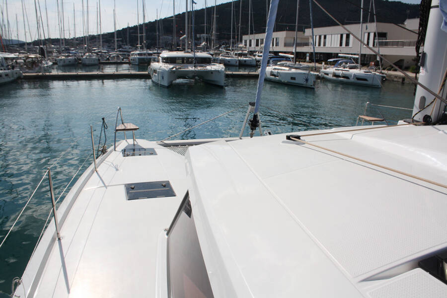 Fountaine Pajot Astrea 42