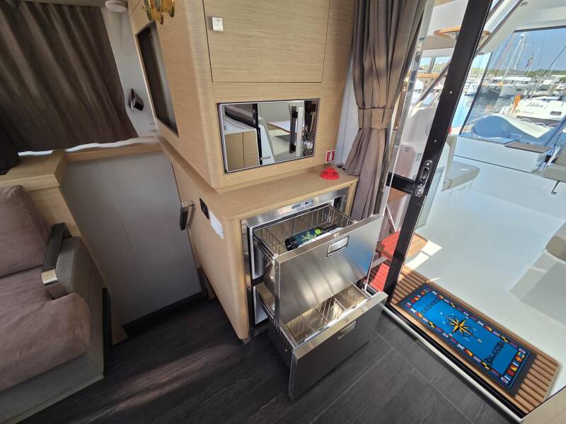 Fountaine Pajot Astrea 42