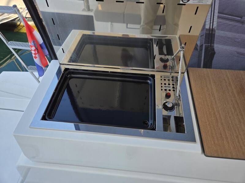 Fountaine Pajot Astrea 42