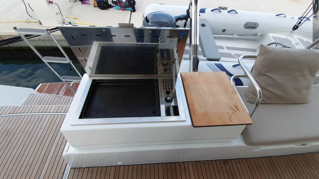 Fountaine Pajot Astrea 42