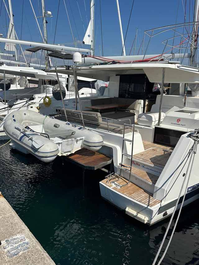 Fountaine Pajot Astrea 42