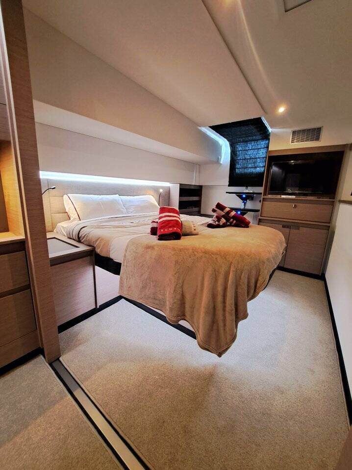 Fountaine Pajot Aura 51