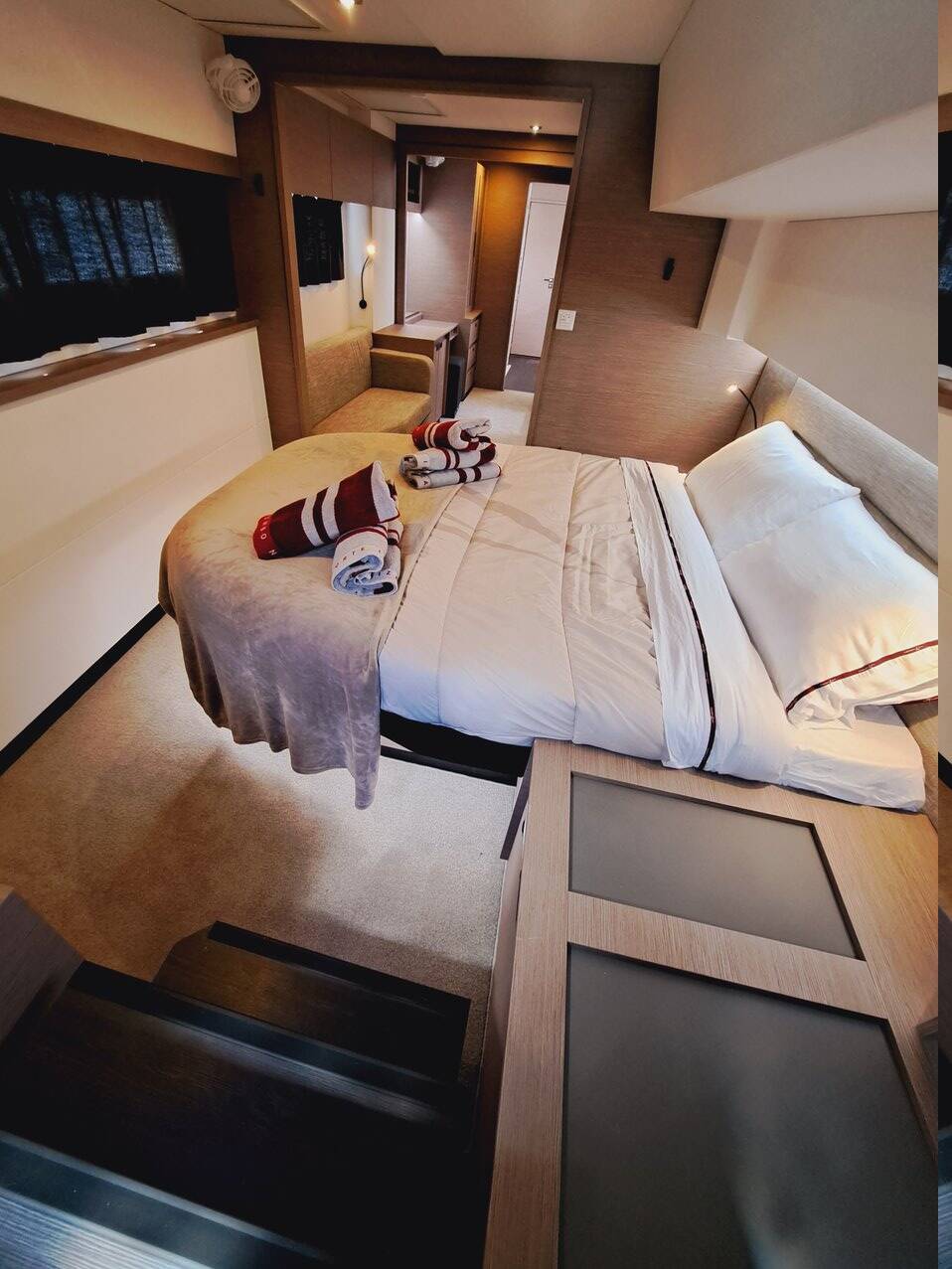 Fountaine Pajot Aura 51