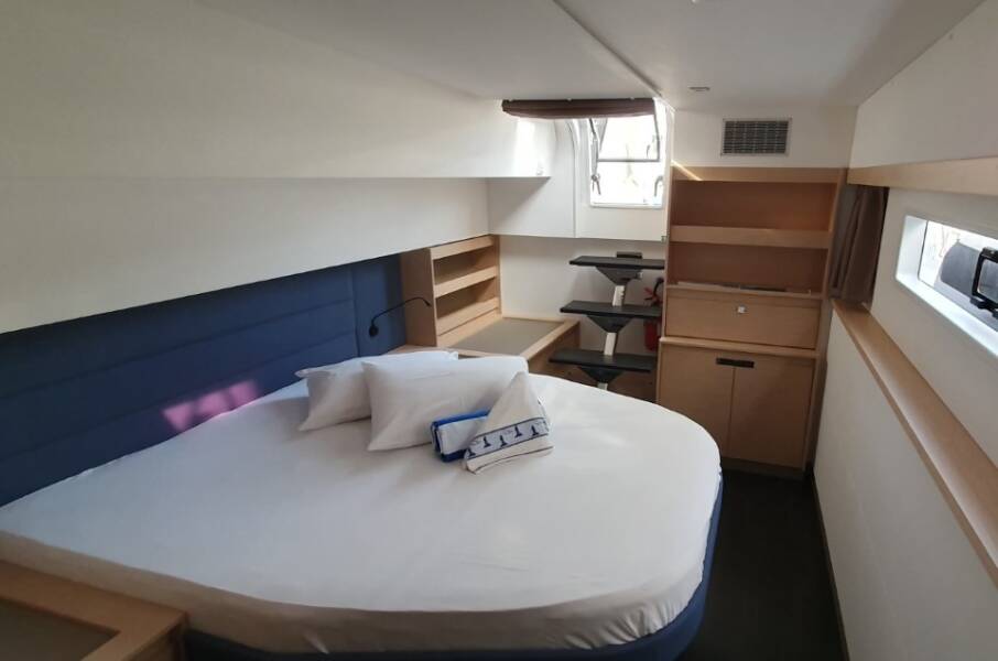 Fountaine Pajot Aura 51