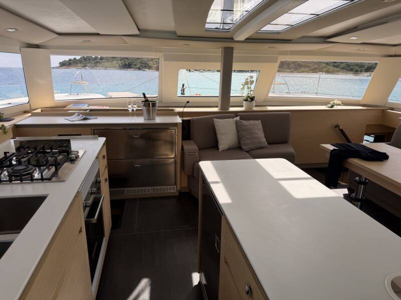 Fountaine Pajot Aura 51