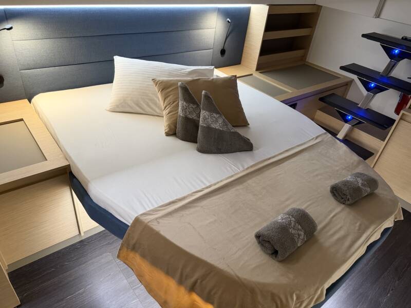 Fountaine Pajot Aura 51