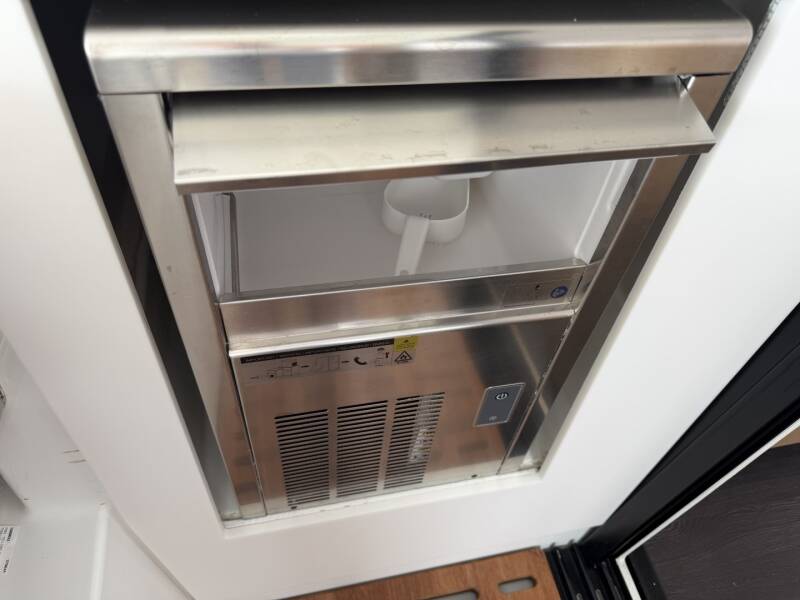Fountaine Pajot Aura 51