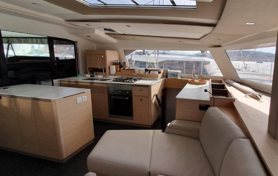 Fountaine Pajot Aura 51