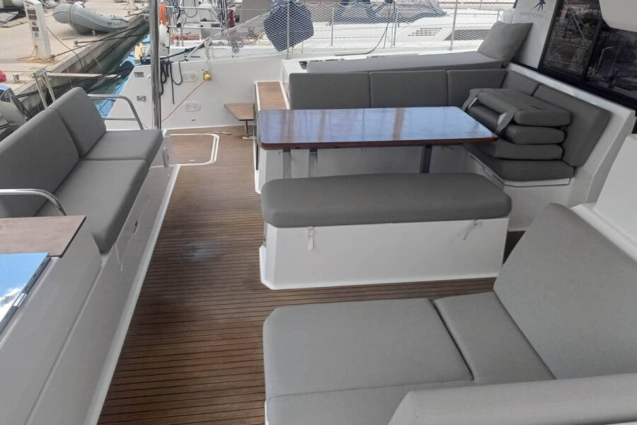 Fountaine Pajot Elba 45