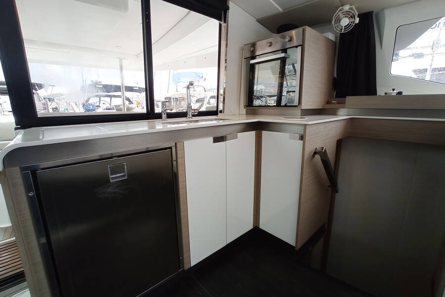 Fountaine Pajot Elba 45