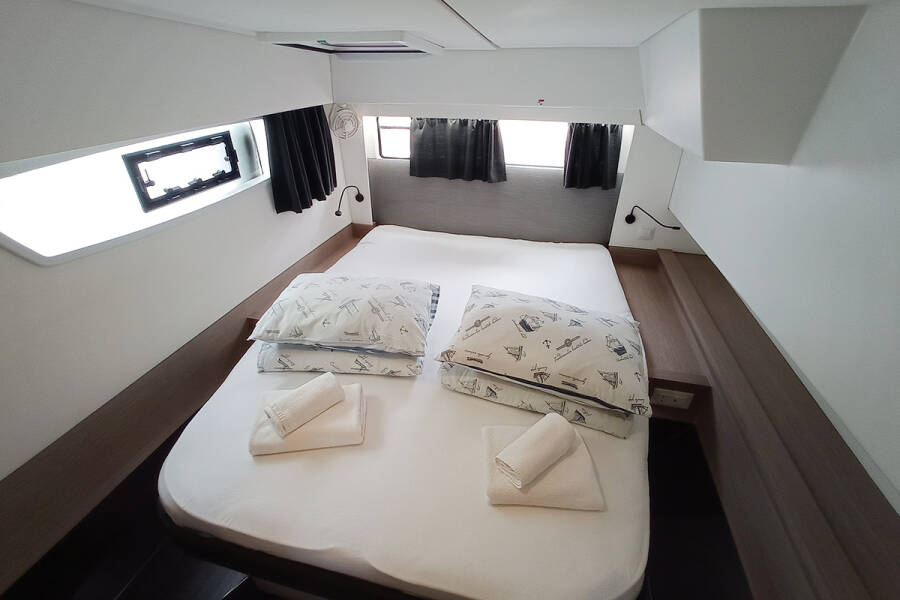 Fountaine Pajot Elba 45