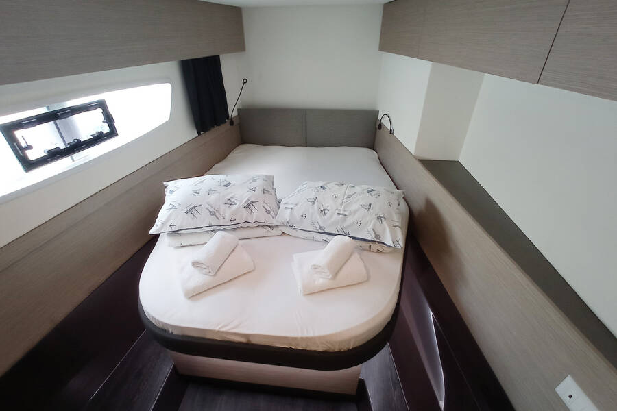 Fountaine Pajot Elba 45