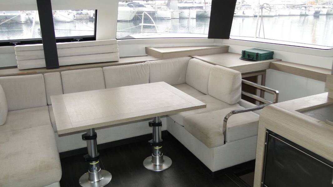 Fountaine Pajot Elba 45