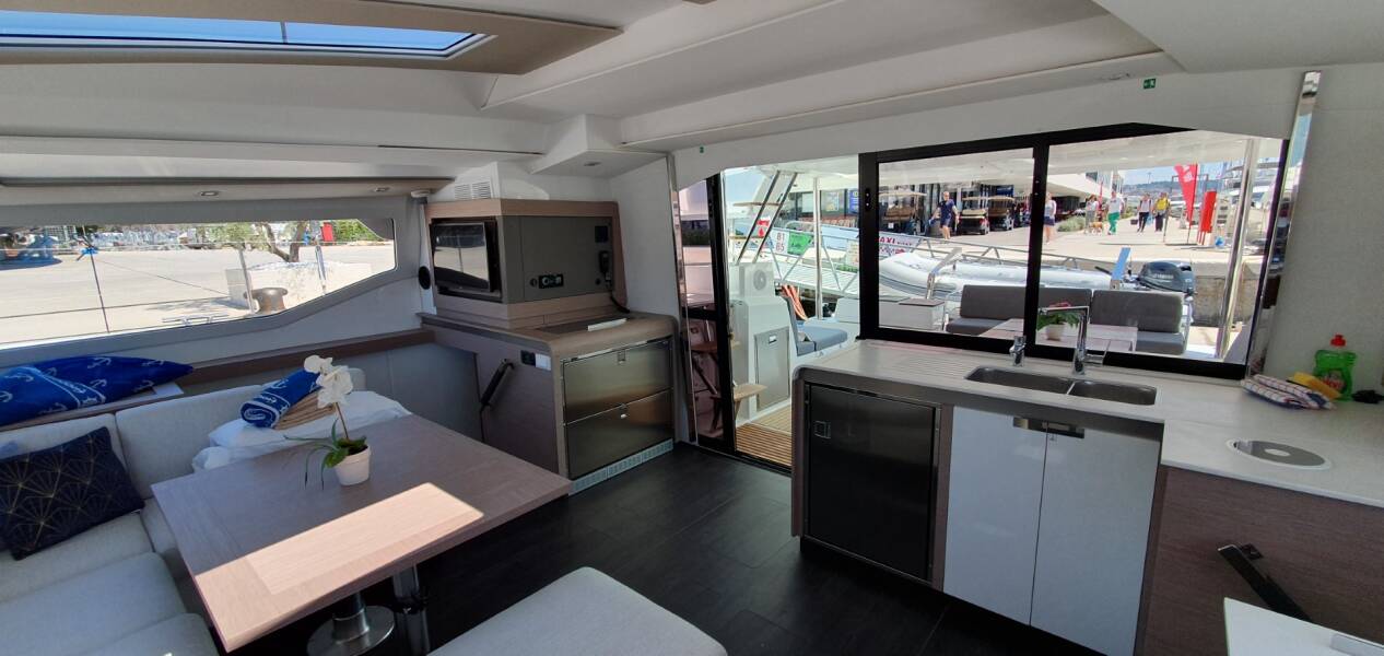 Fountaine Pajot Elba 45