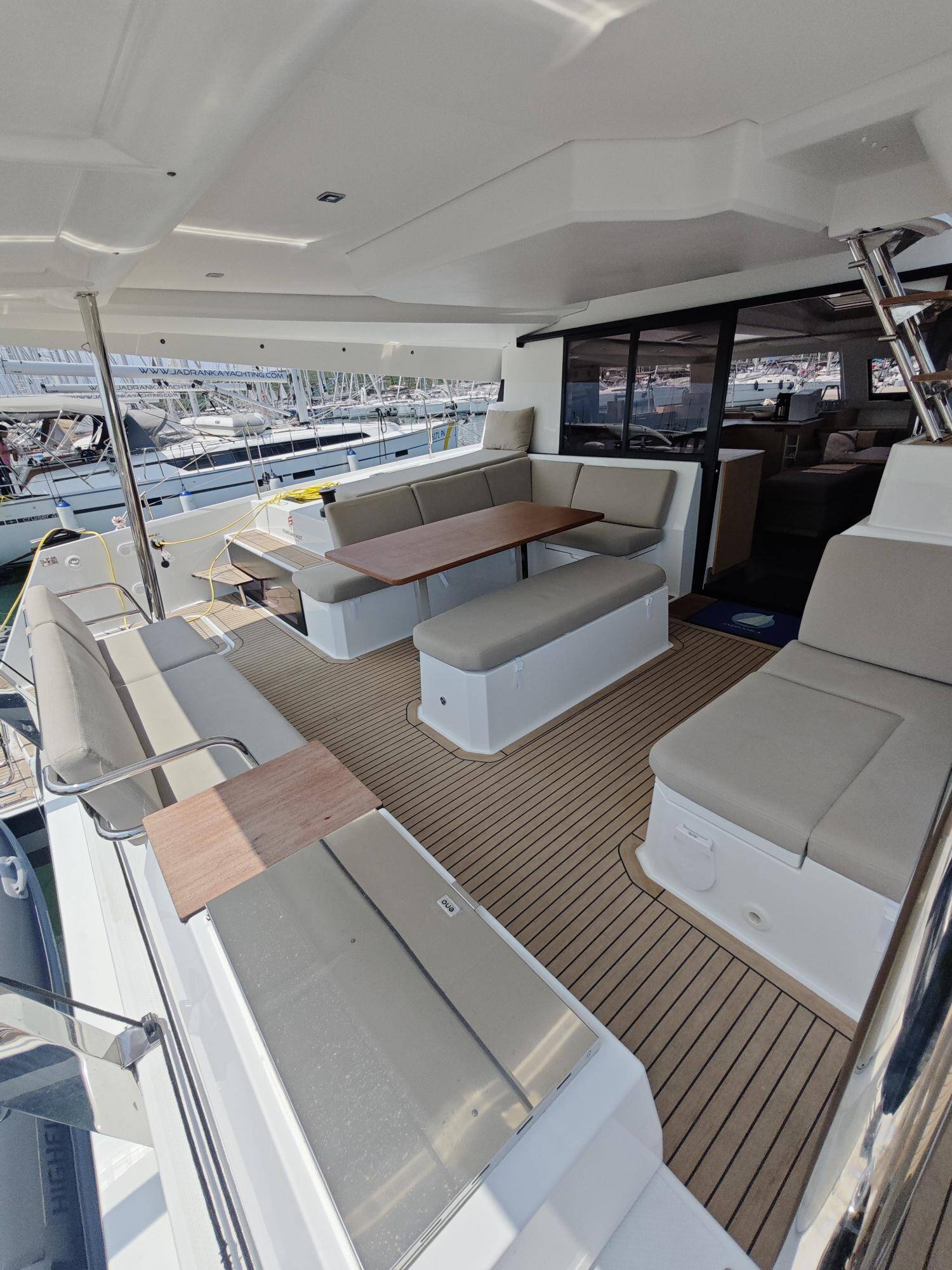 Fountaine Pajot Elba 45