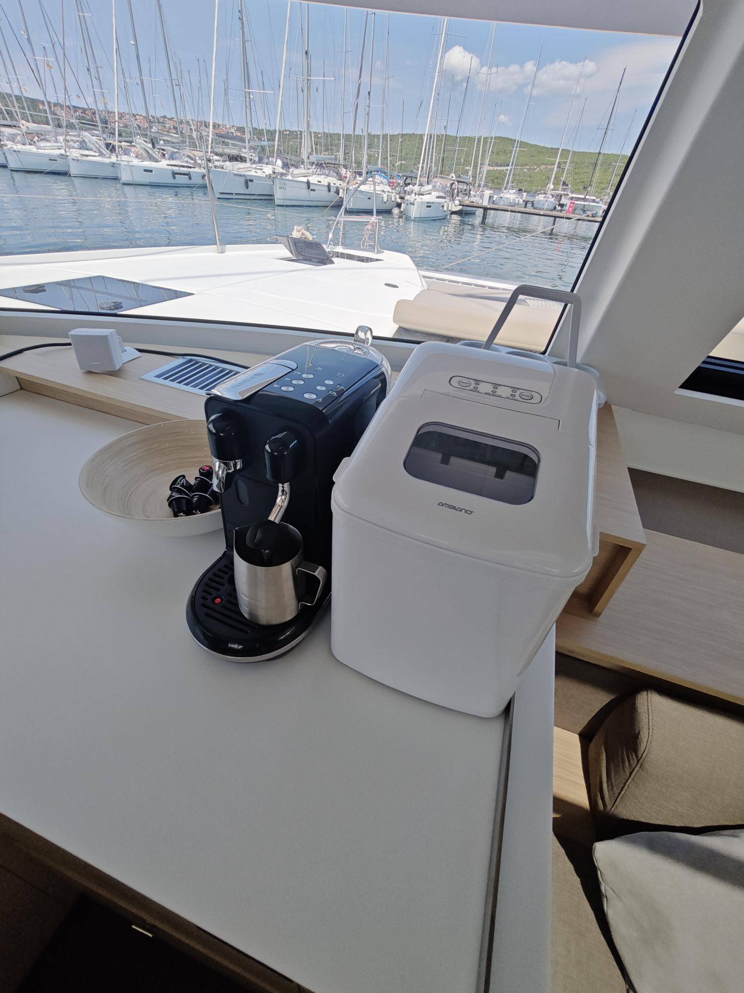 Fountaine Pajot Elba 45