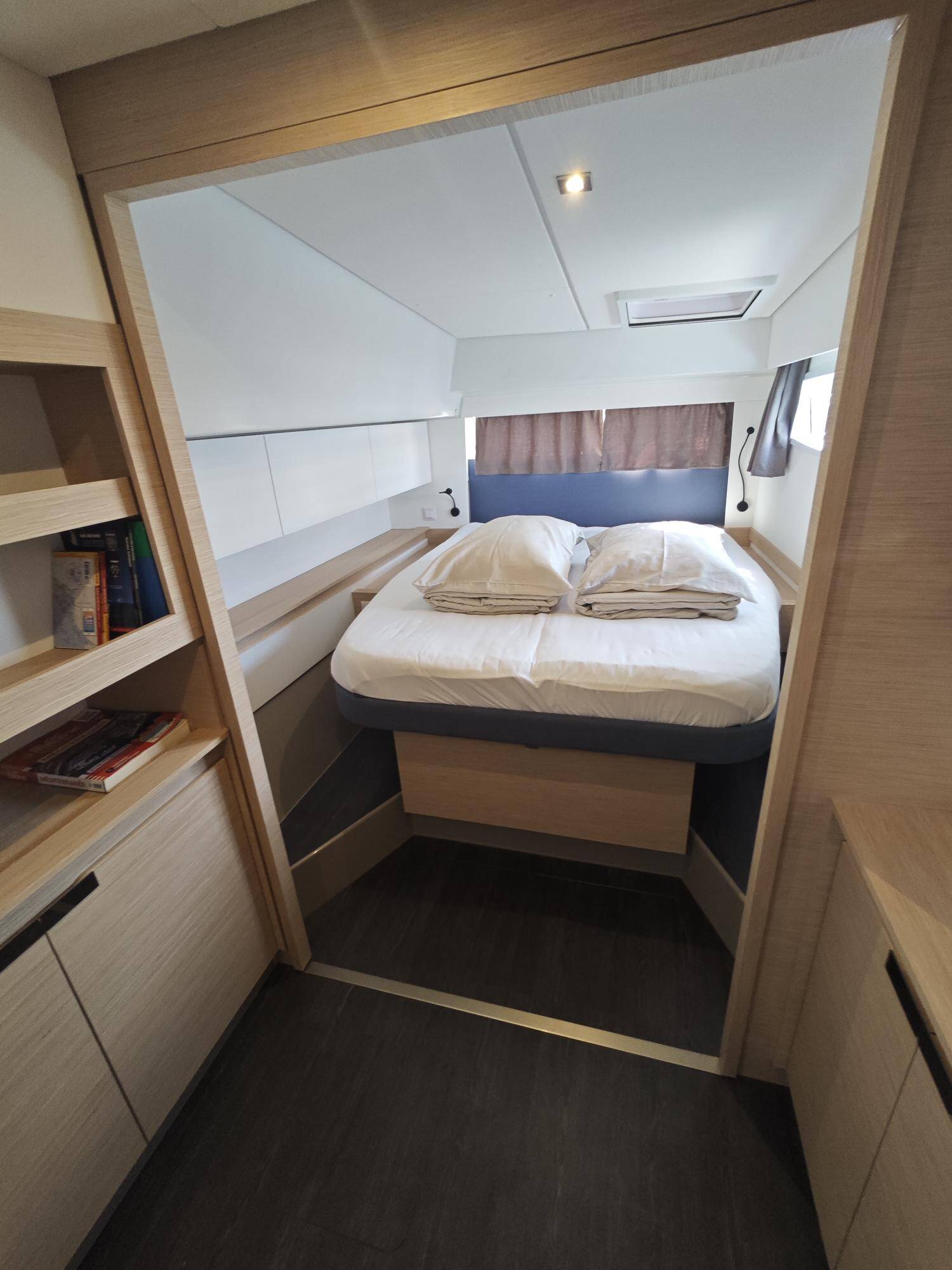 Fountaine Pajot Elba 45
