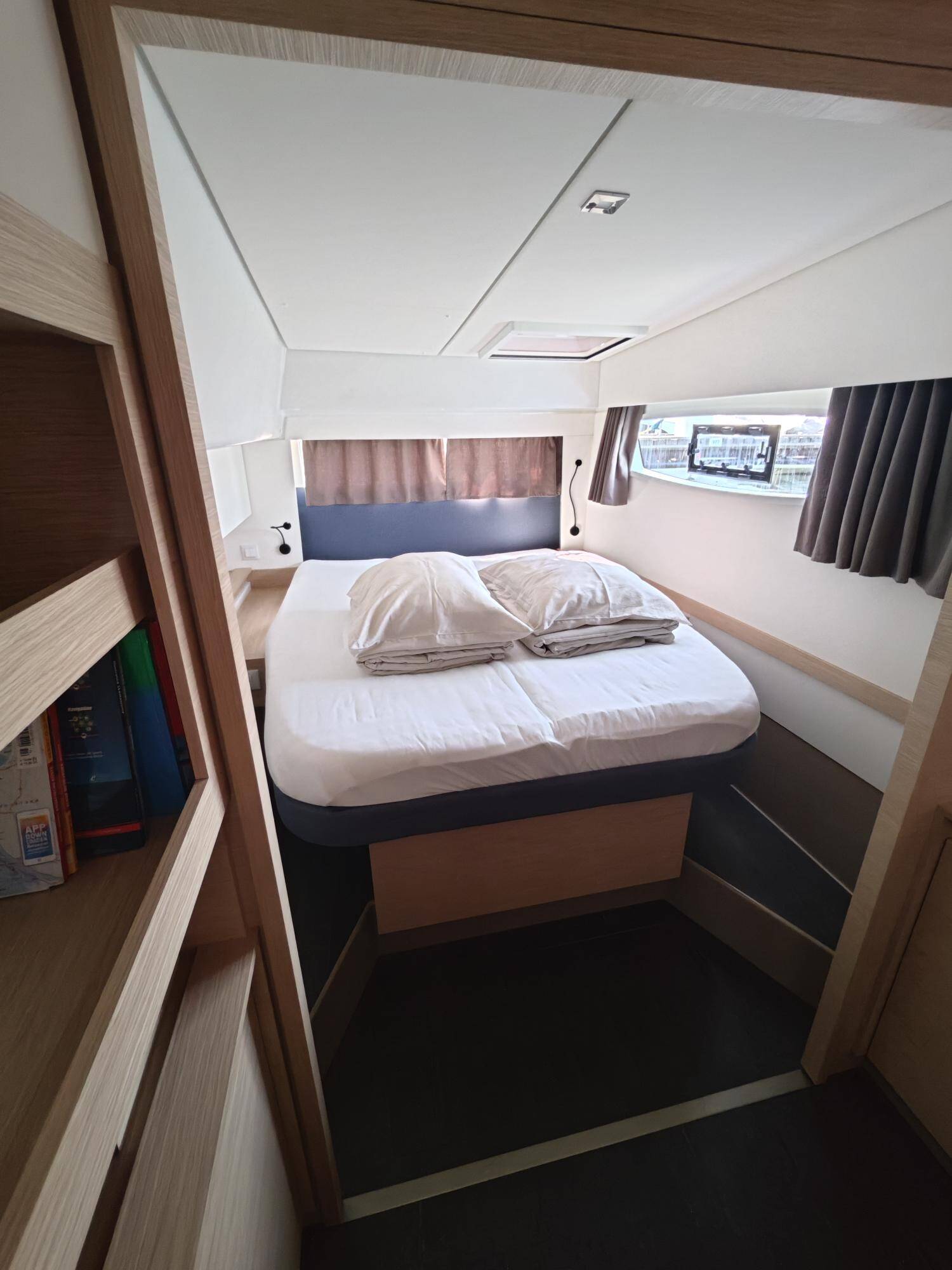 Fountaine Pajot Elba 45
