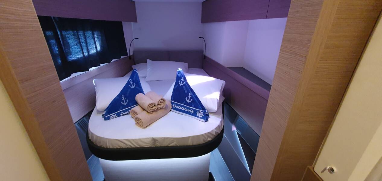 Fountaine Pajot Elba 45